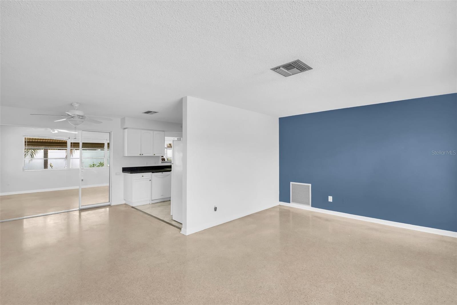 2301 WHITMAN ST — photo 18