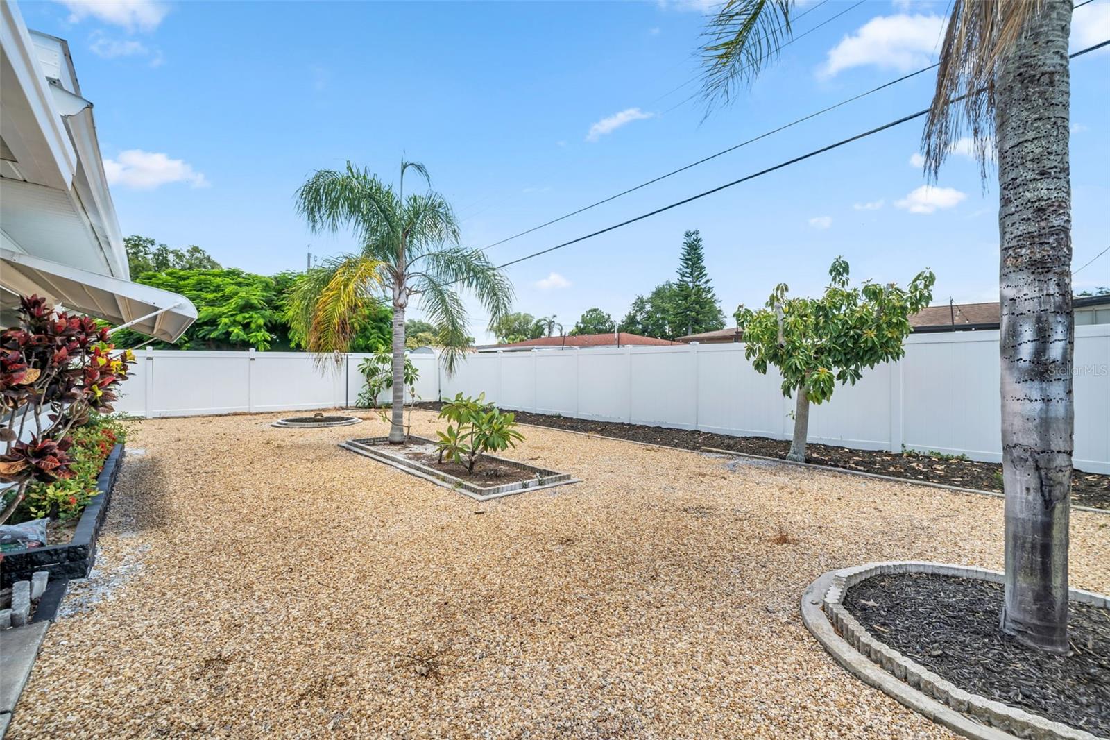 2301 WHITMAN ST — photo 13