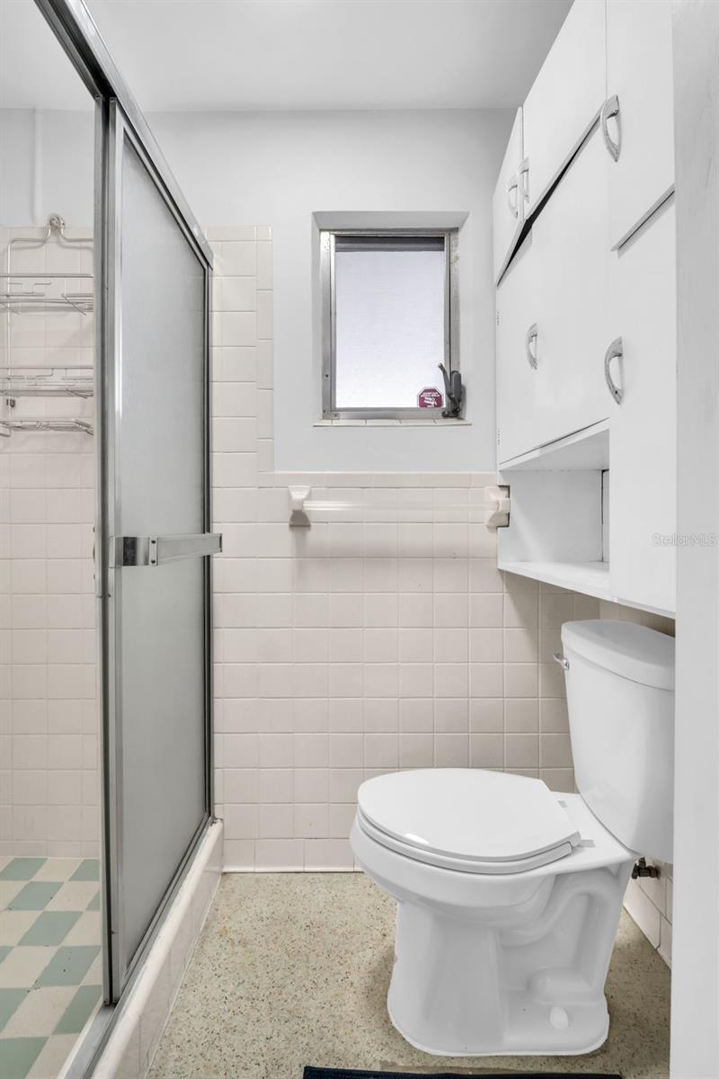 2301 WHITMAN ST — photo 9