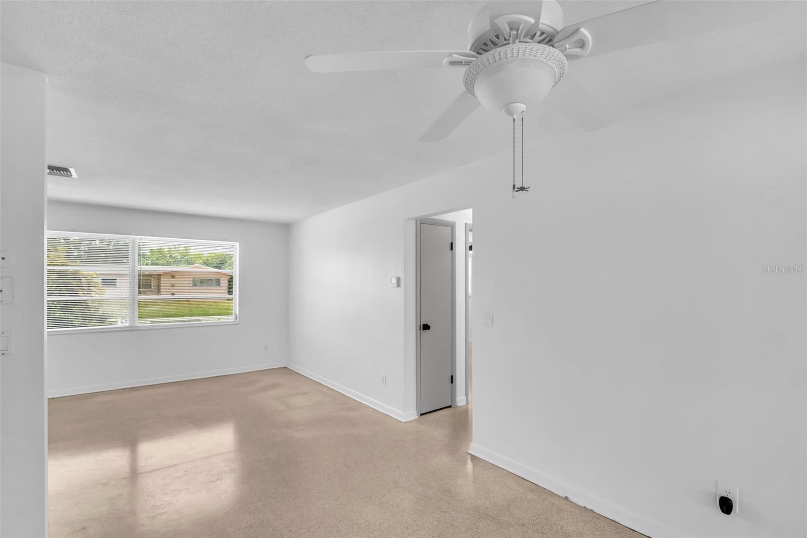 2301 WHITMAN ST — photo 20