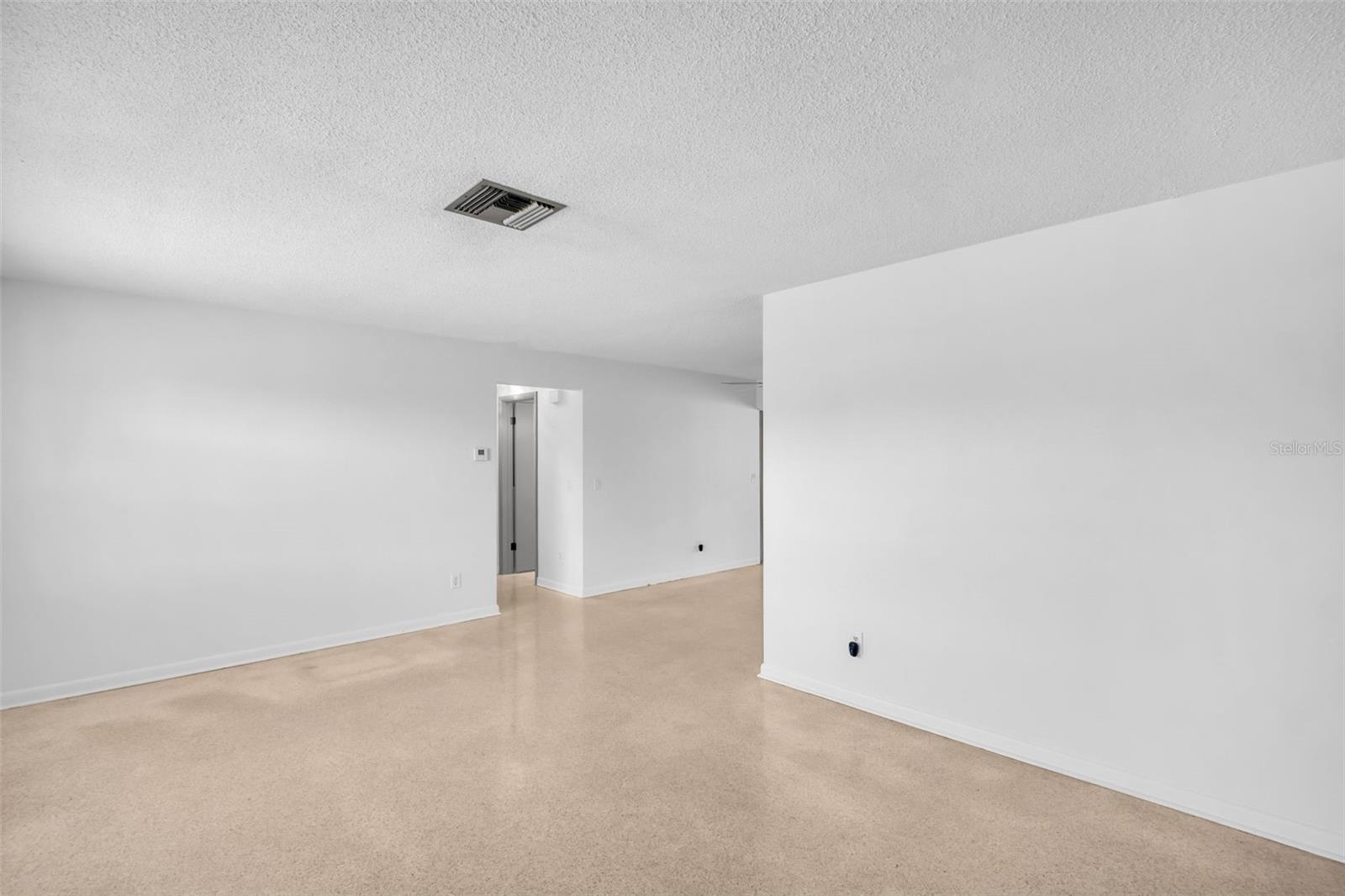 2301 WHITMAN ST — photo 19