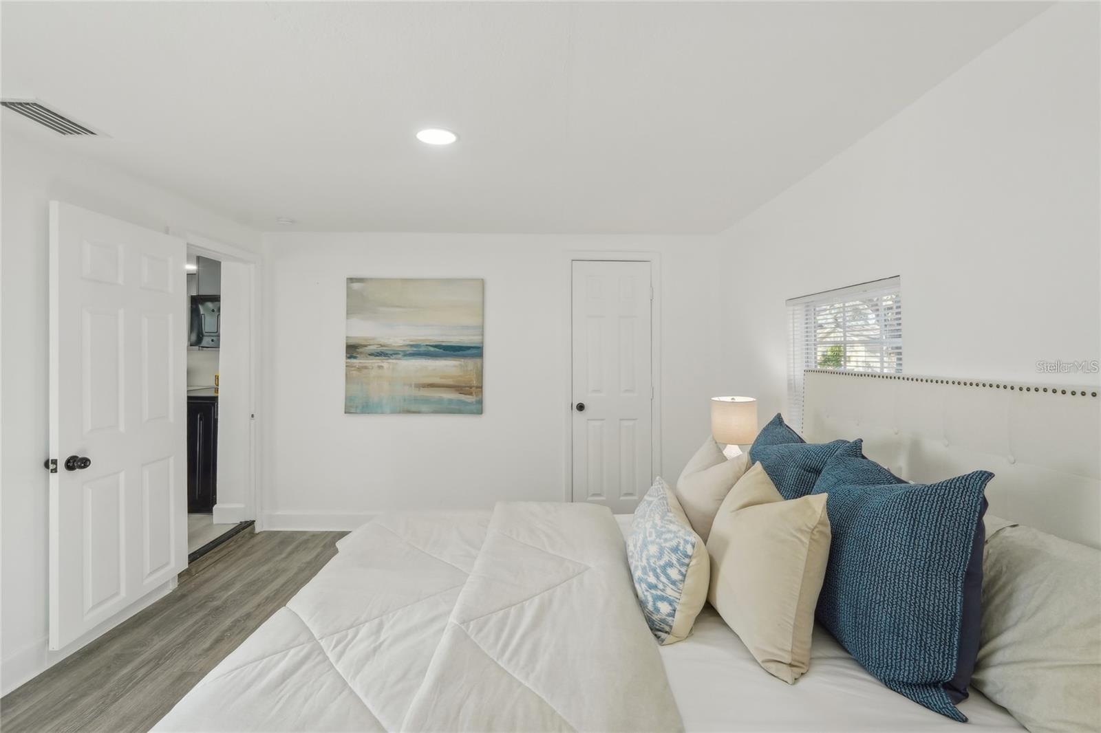 2111 E ELLICOTT ST — photo 15