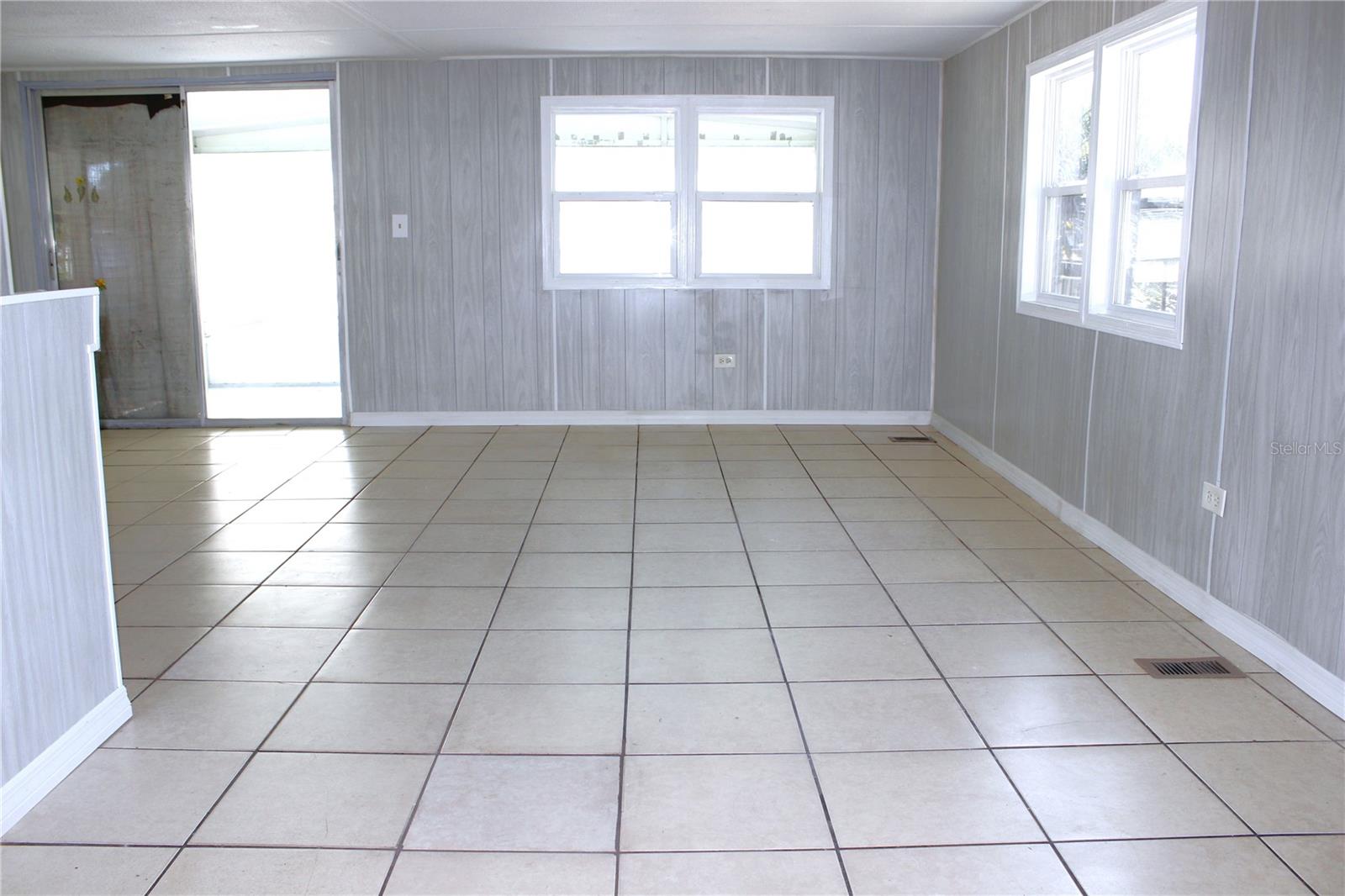 1845 DIXIE LN — photo 3