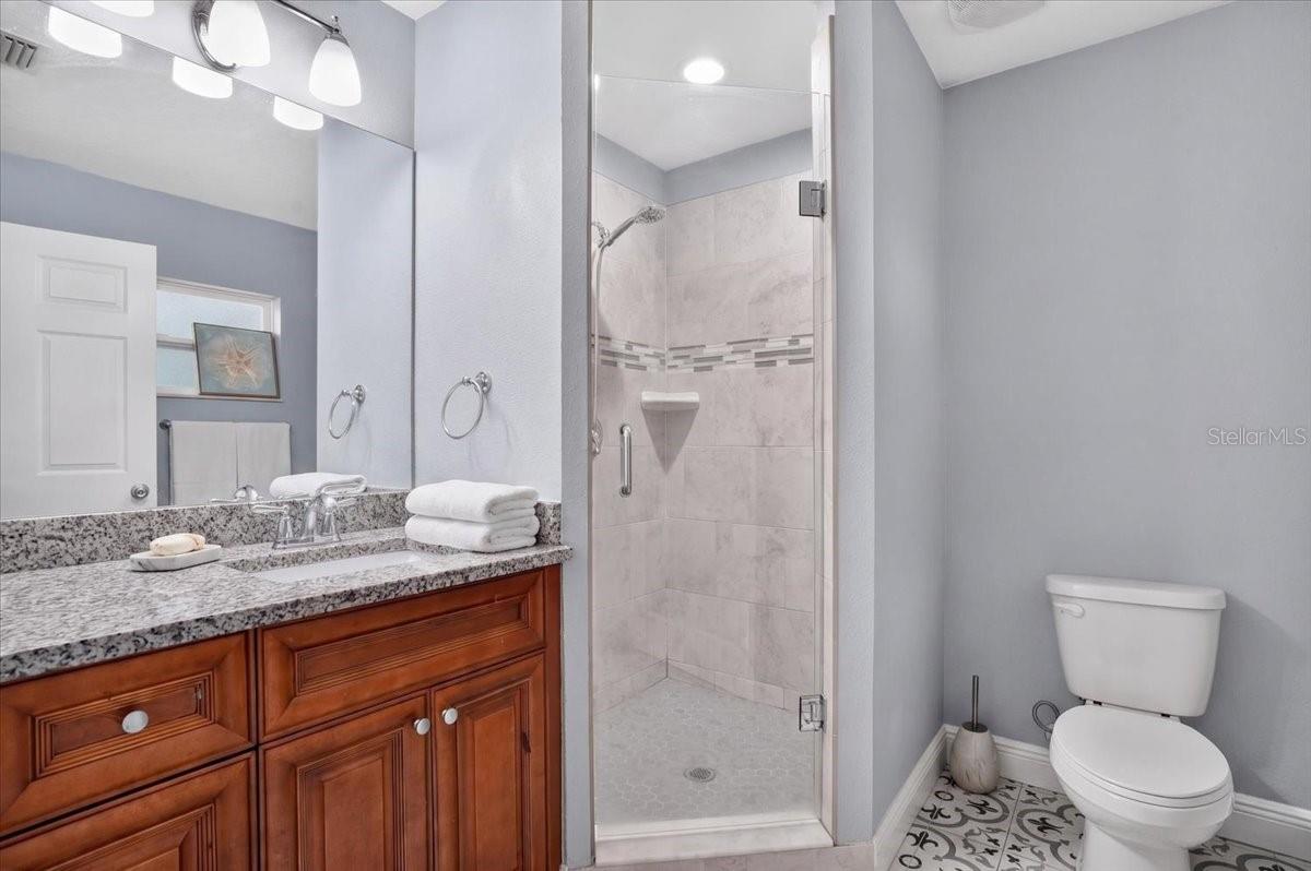 1607 E LINEBAUGH AVE — photo 9