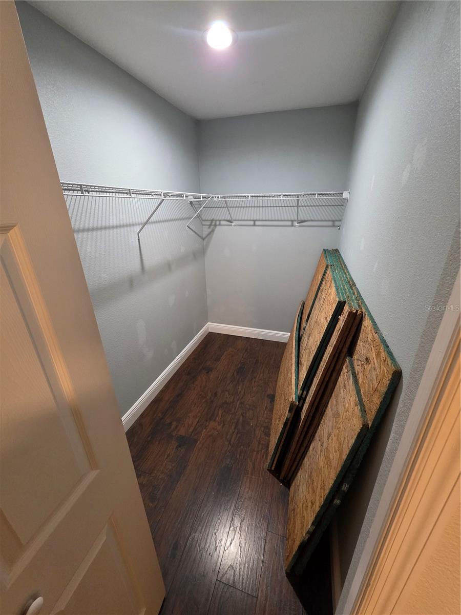 1607 E LINEBAUGH AVE — photo 14