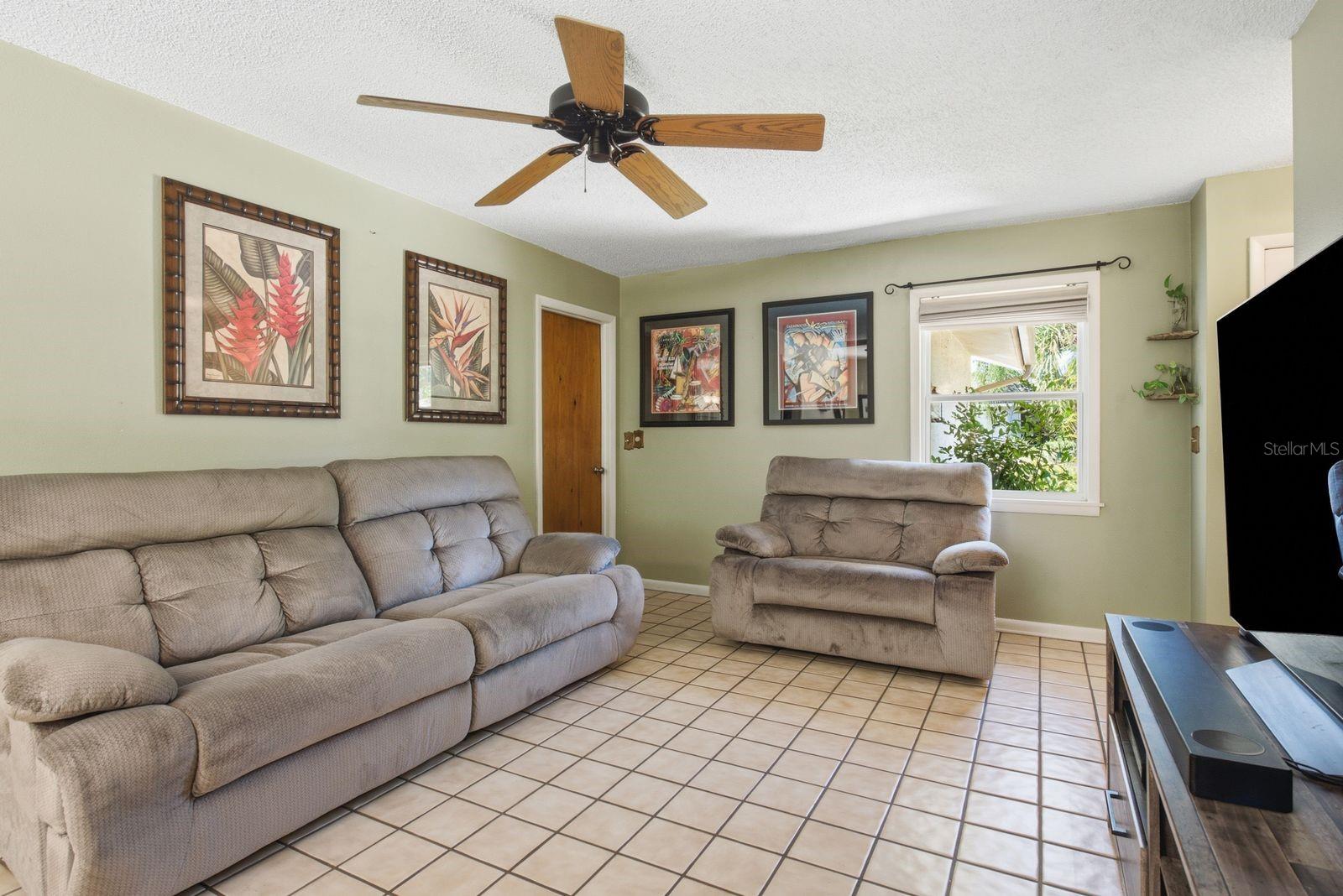 1635 BRANDYWINE WAY — photo 4