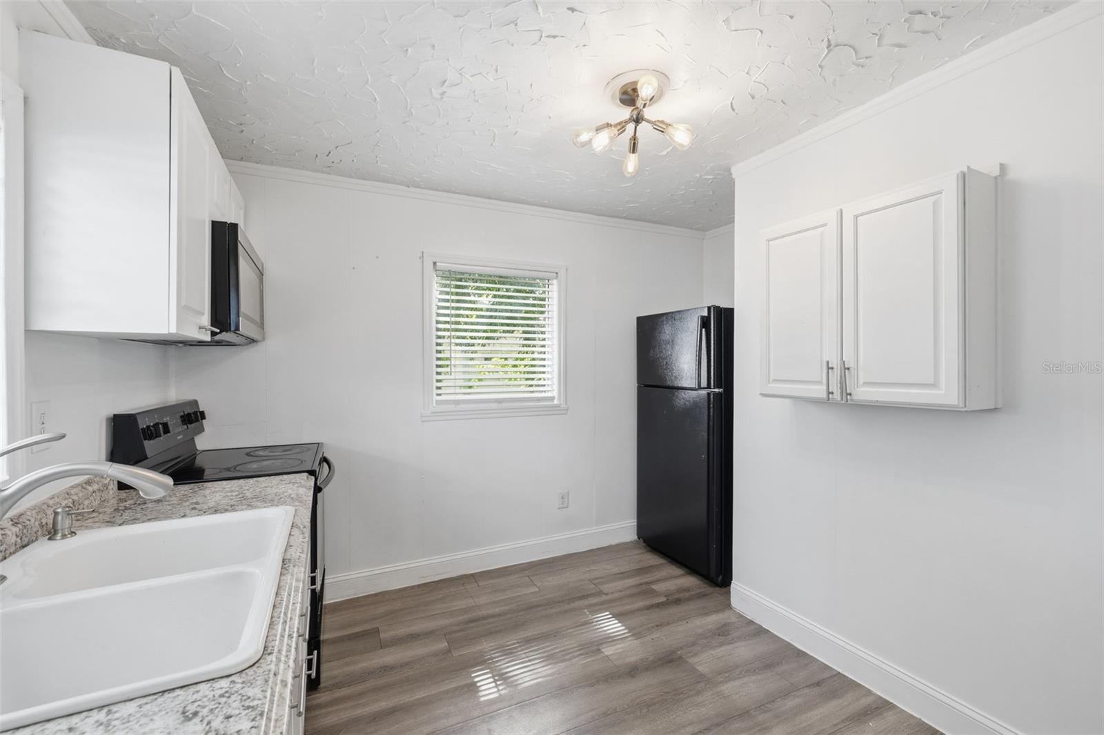 2706 E ANNIE ST — photo 11