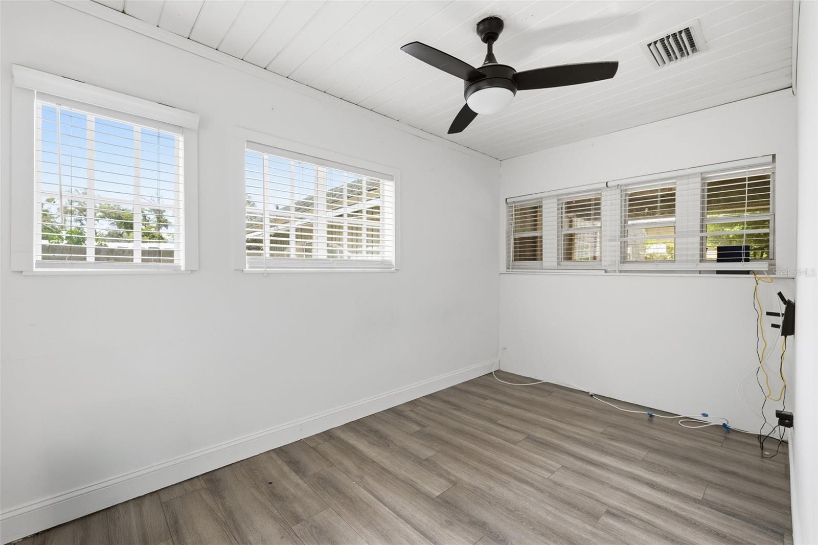 2706 E ANNIE ST — photo 16