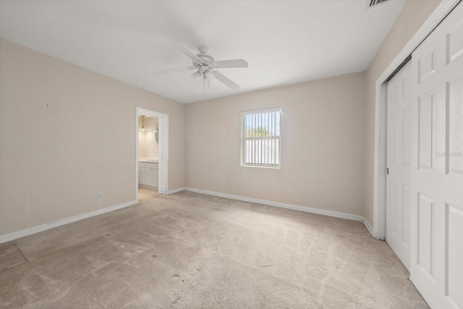 230 GARDEN CIR — photo 17
