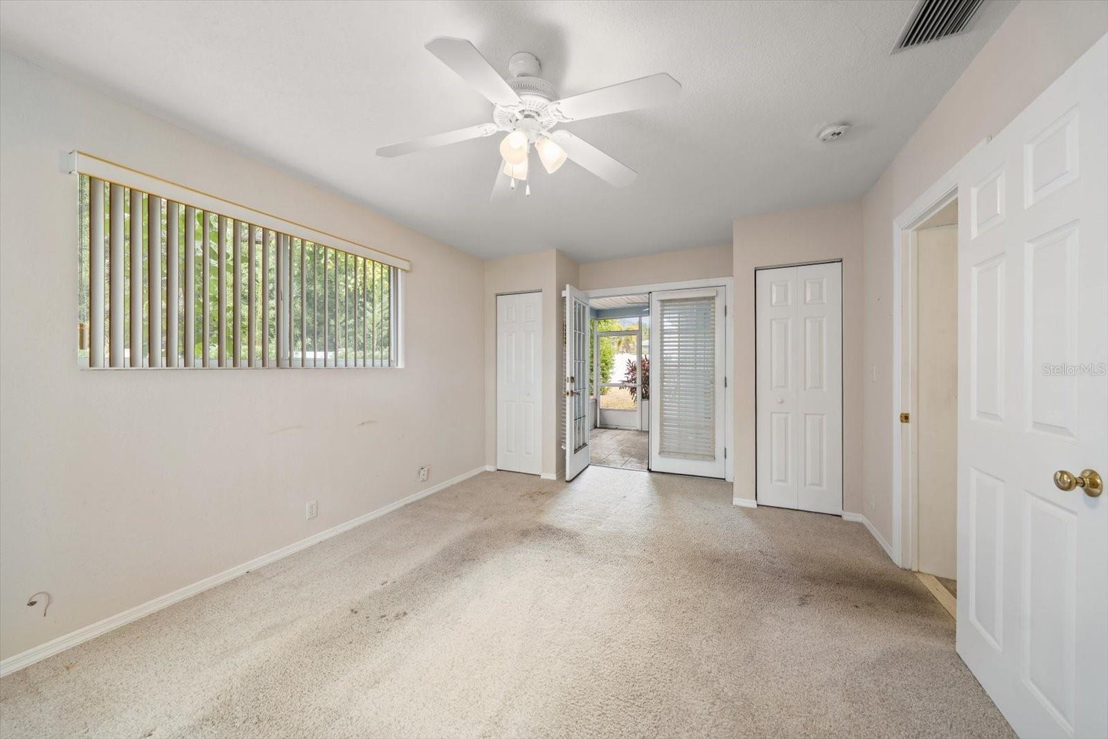 230 GARDEN CIR — photo 27