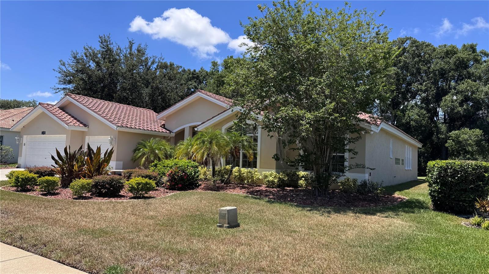 1230 BERKSHIRE LN — photo 3