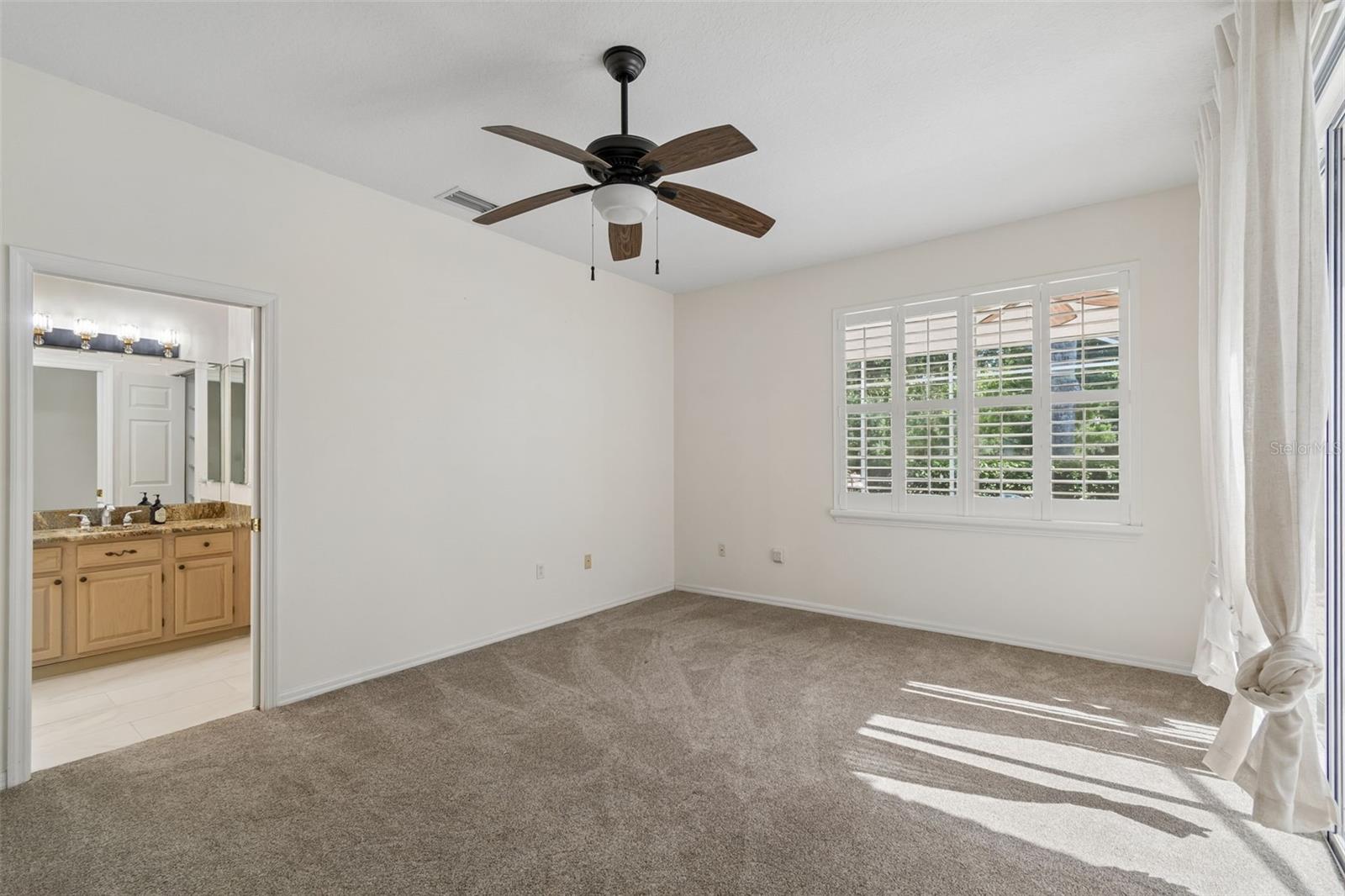 1230 BERKSHIRE LN — photo 33