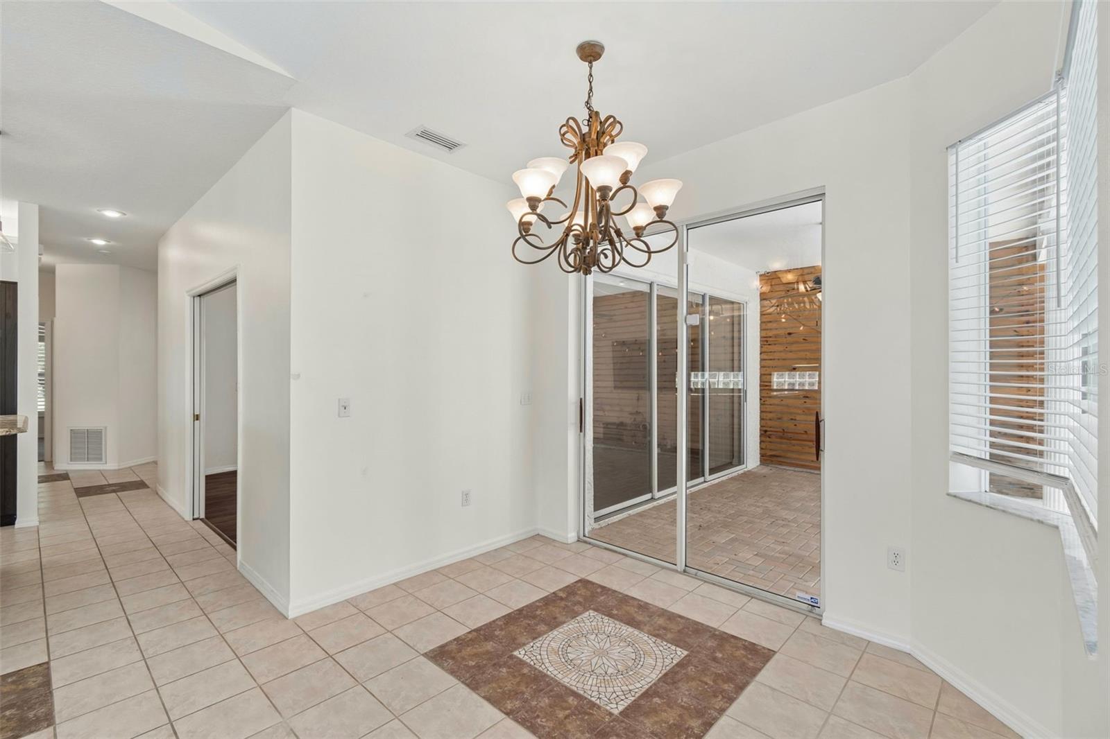 1230 BERKSHIRE LN — photo 30