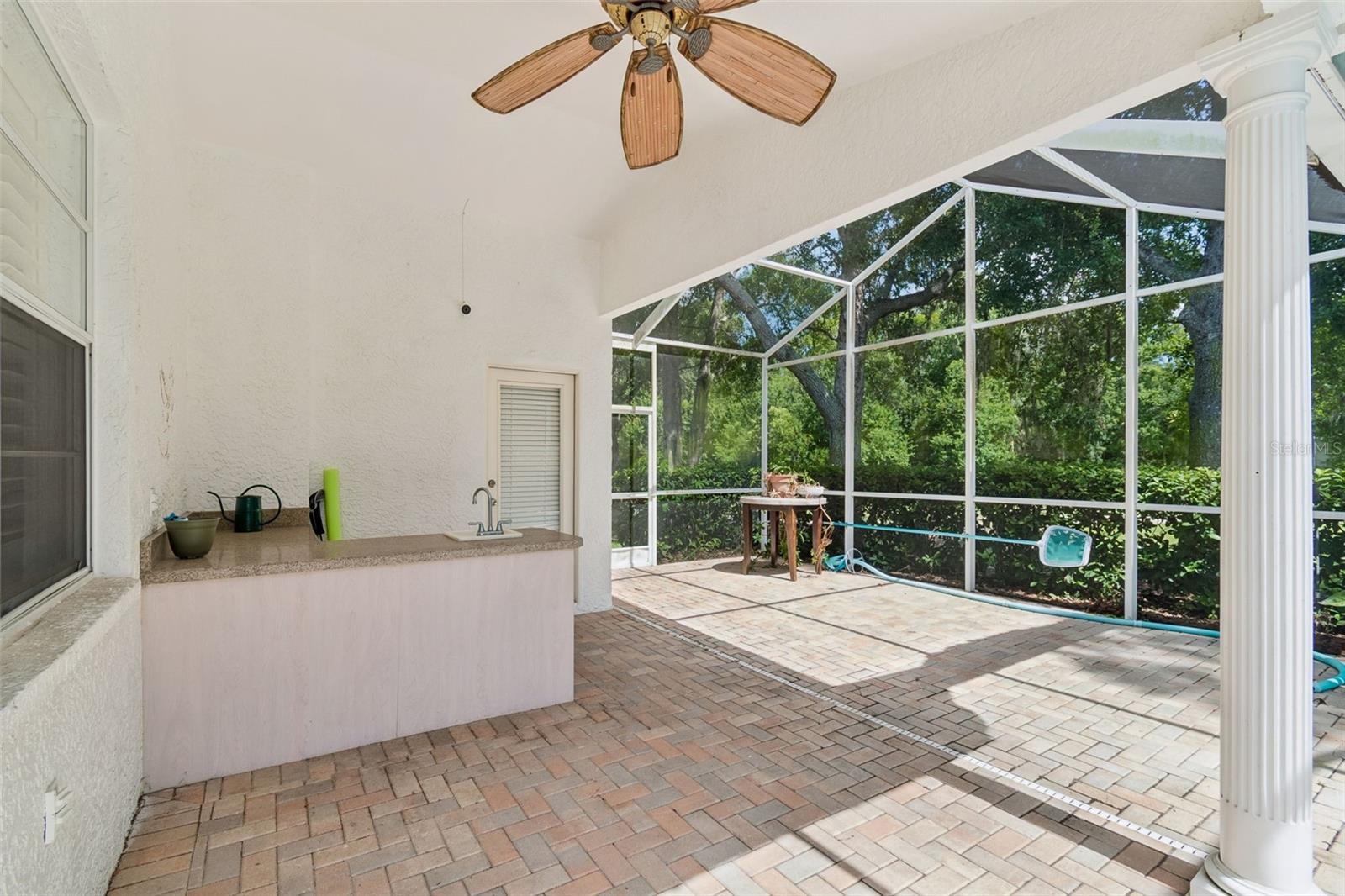 1230 BERKSHIRE LN — photo 56