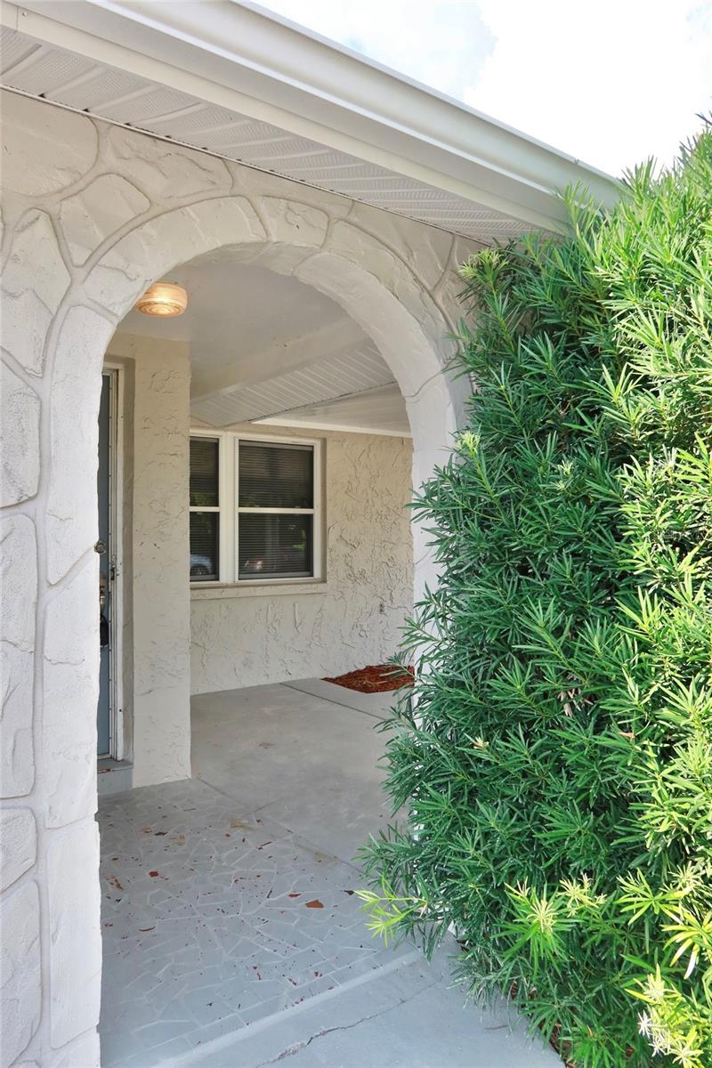 6533 RIDGE CREST DR — photo 4