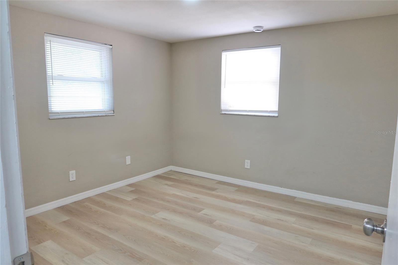6533 RIDGE CREST DR — photo 23