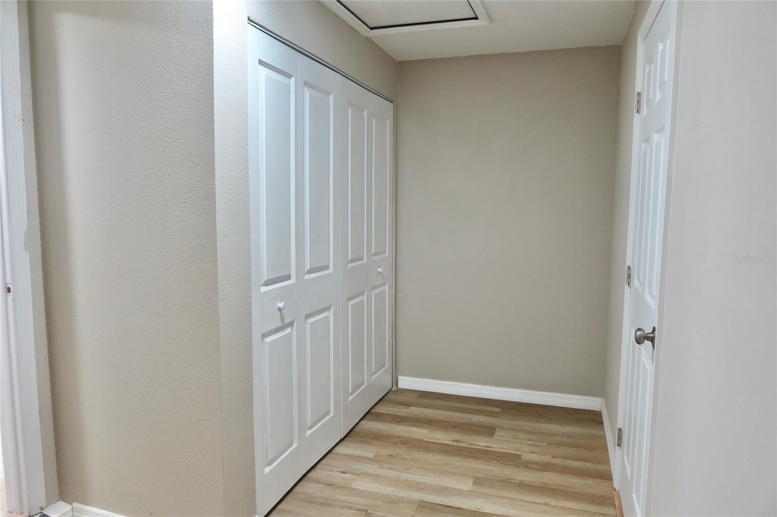 6533 RIDGE CREST DR — photo 19