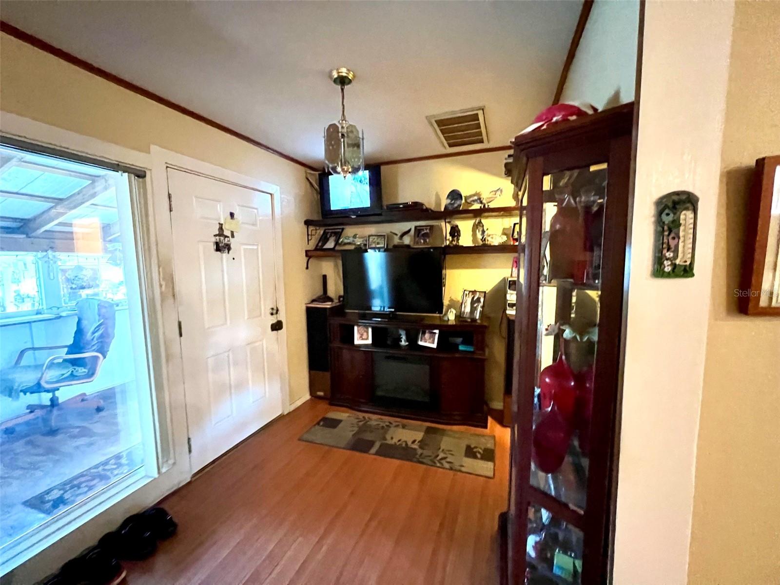 1769 OVERBROOK AVE — photo 5