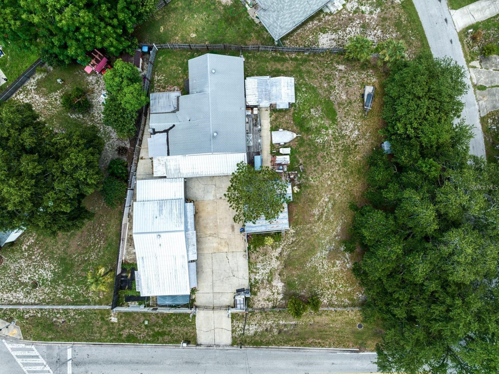 1769 OVERBROOK AVE — photo 4