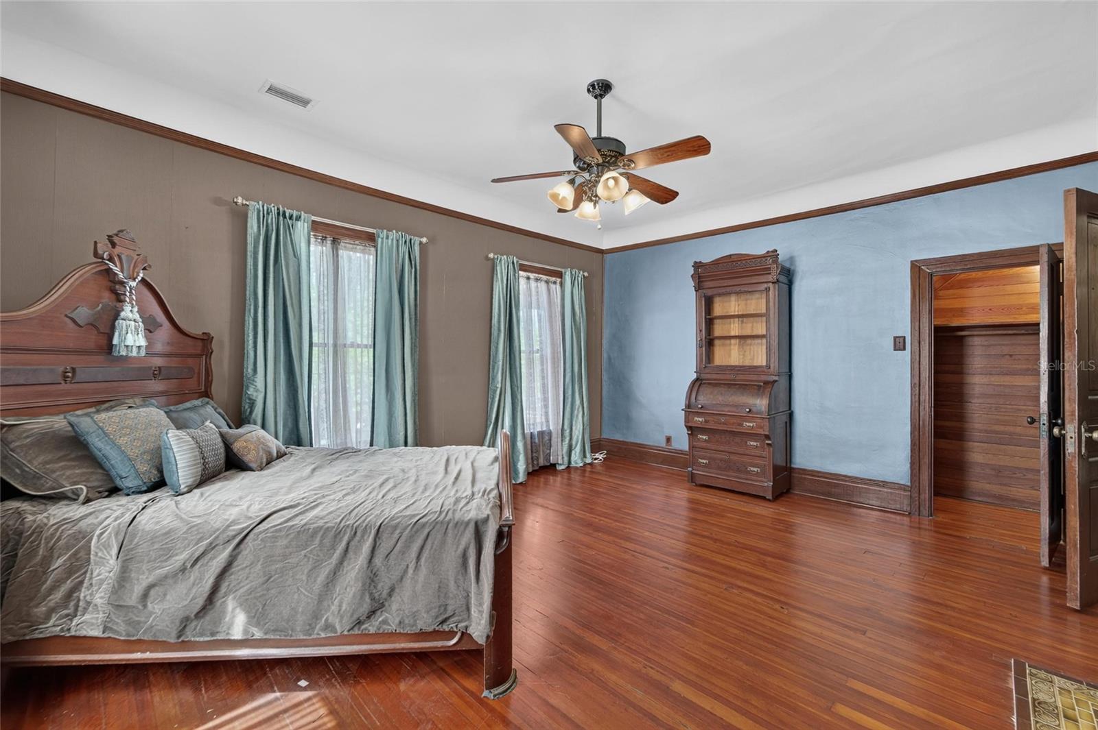 3007 W STOVALL ST — photo 61