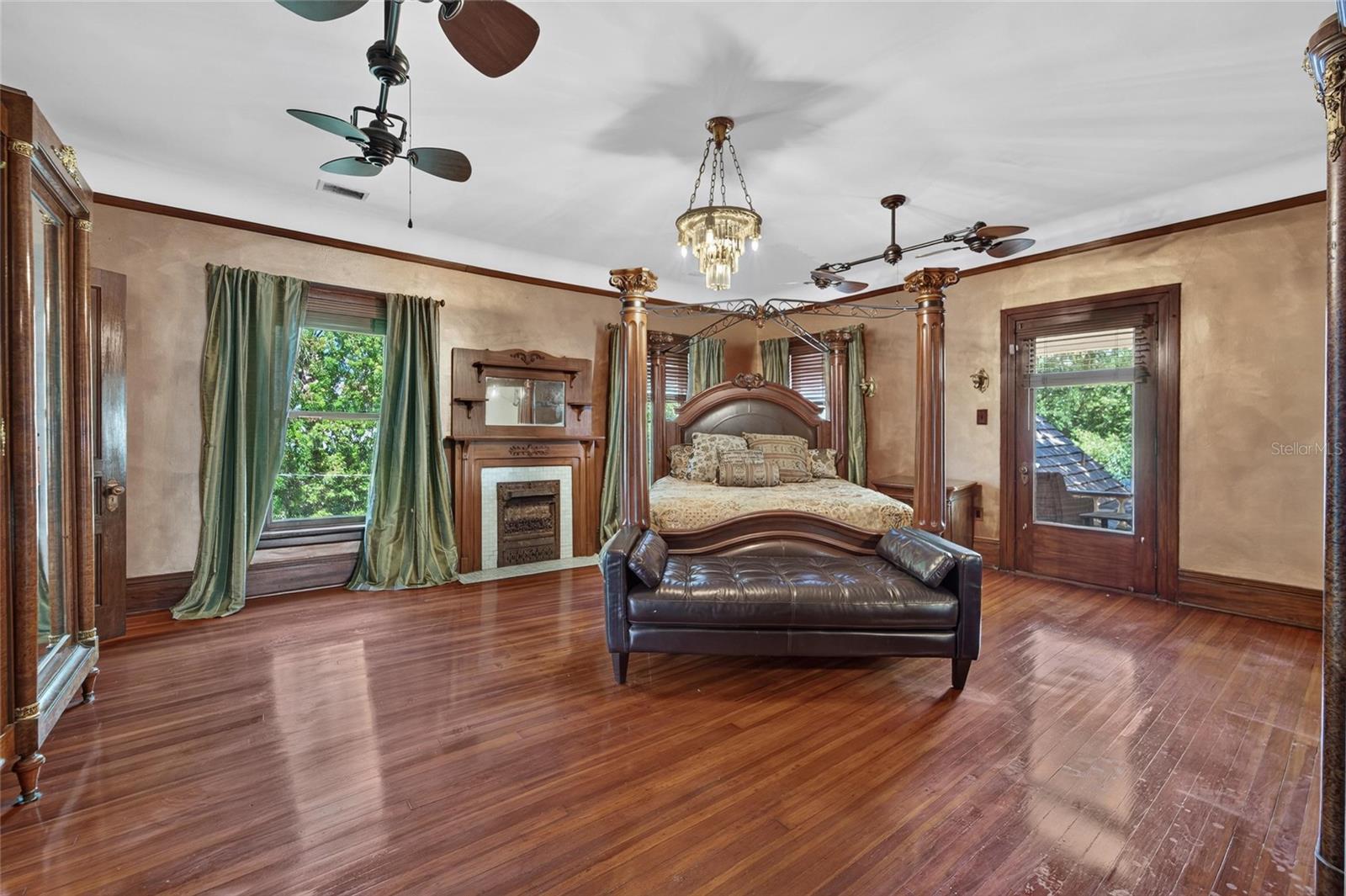 3007 W STOVALL ST — photo 49