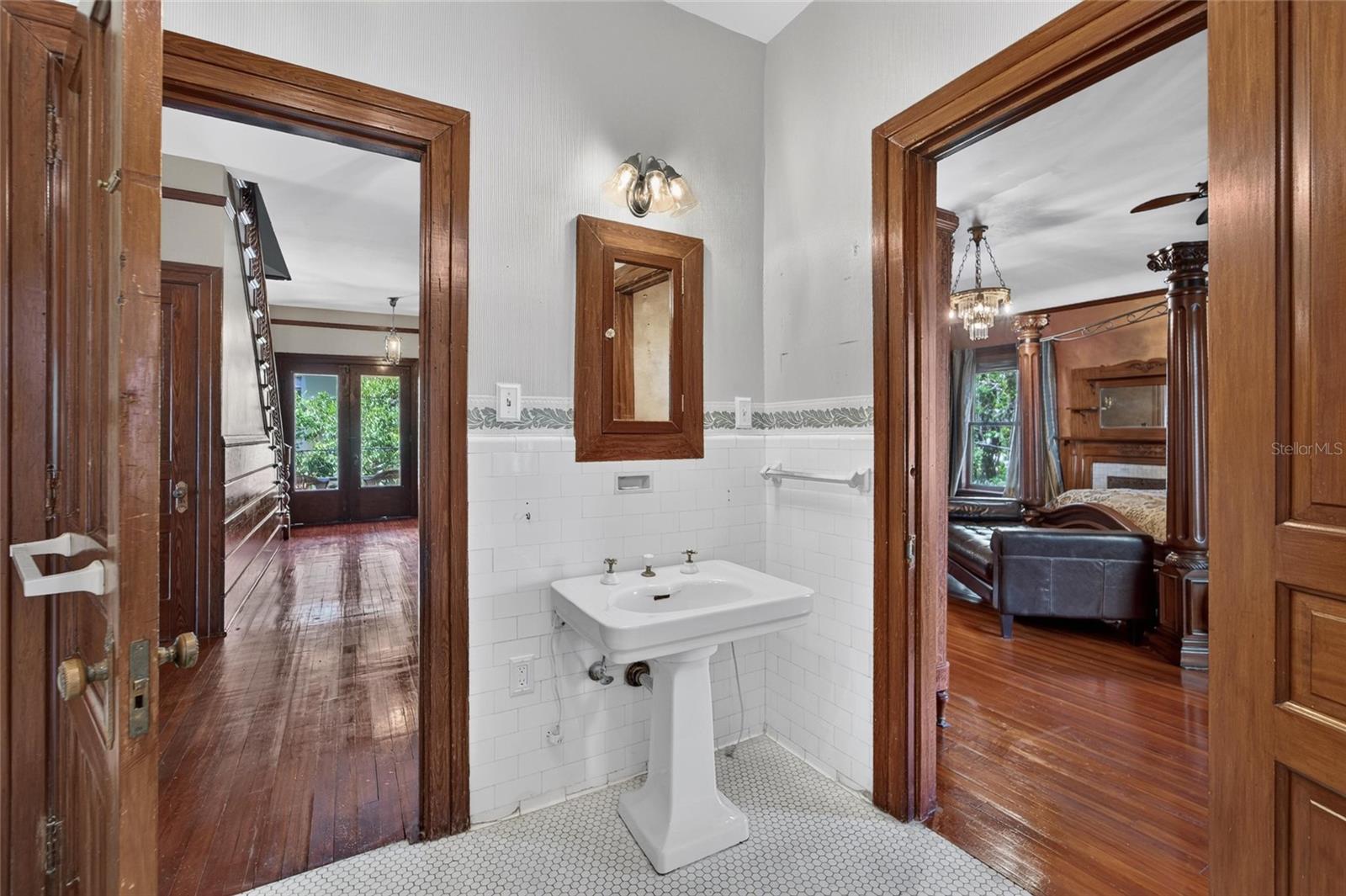 3007 W STOVALL ST — photo 53