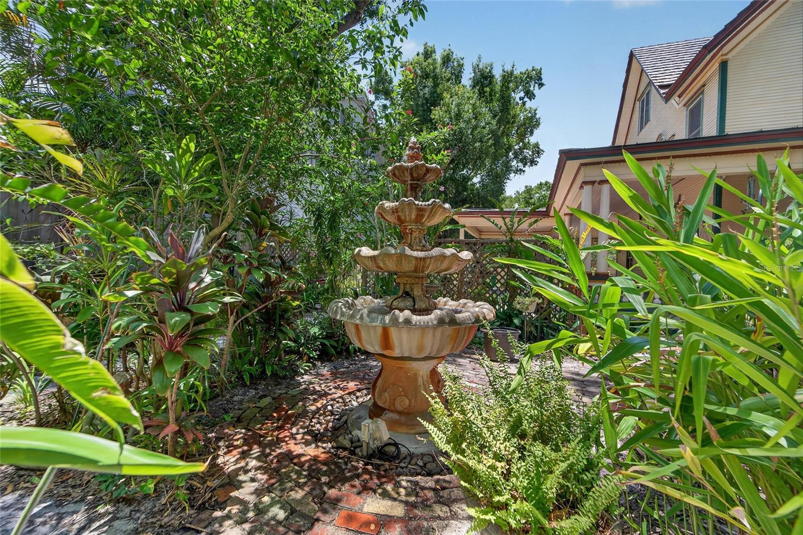 3007 W STOVALL ST — photo 88