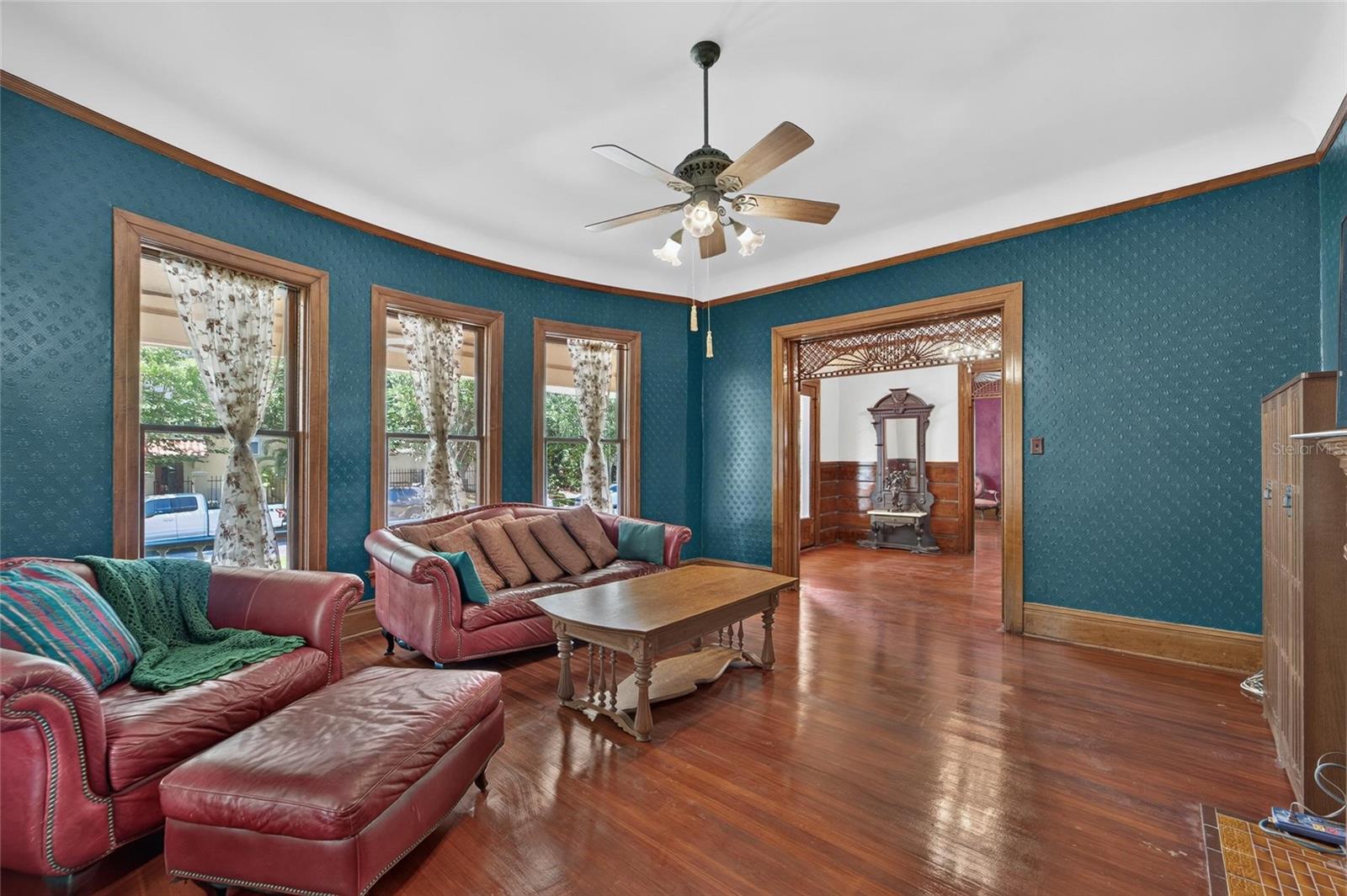 3007 W STOVALL ST — photo 24