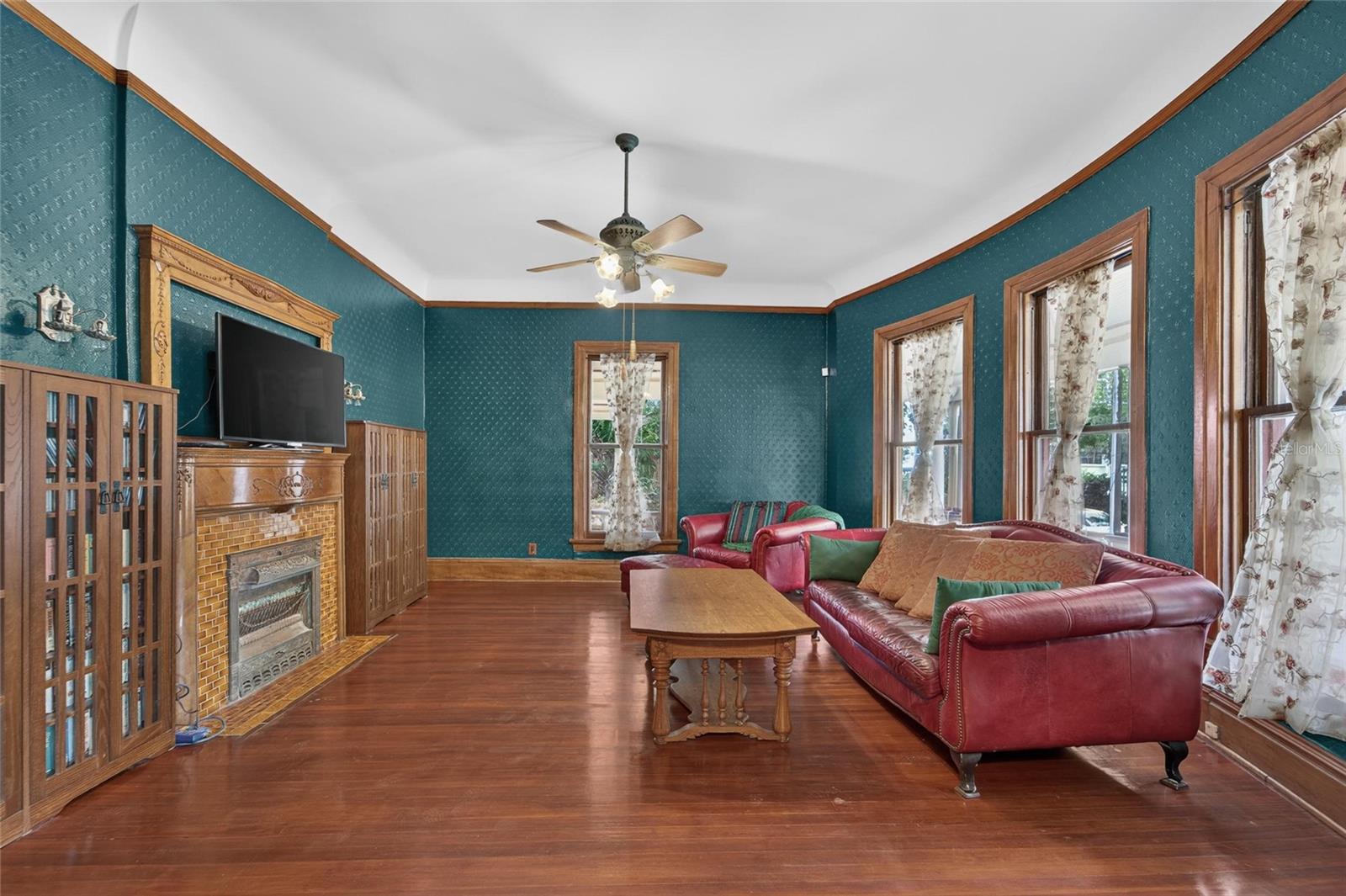 3007 W STOVALL ST — photo 23