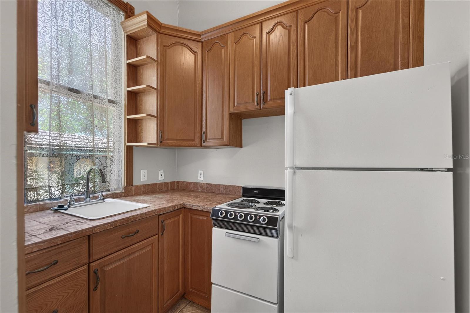 3007 W STOVALL ST — photo 95
