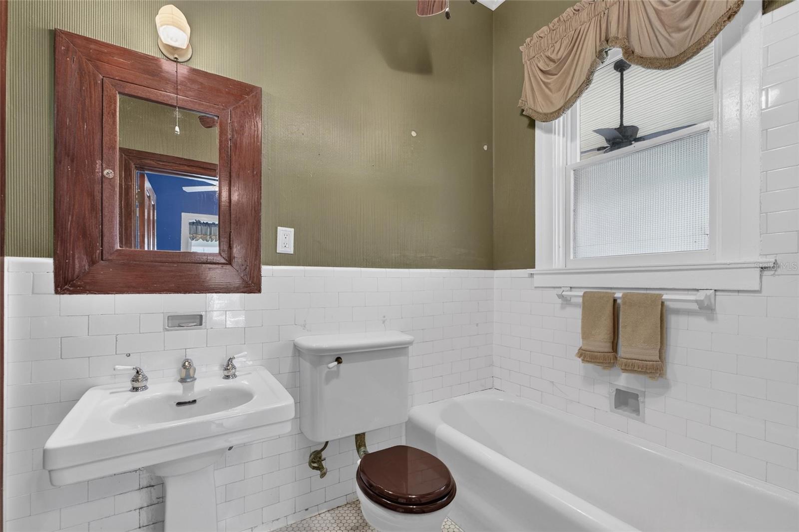 3007 W STOVALL ST — photo 42