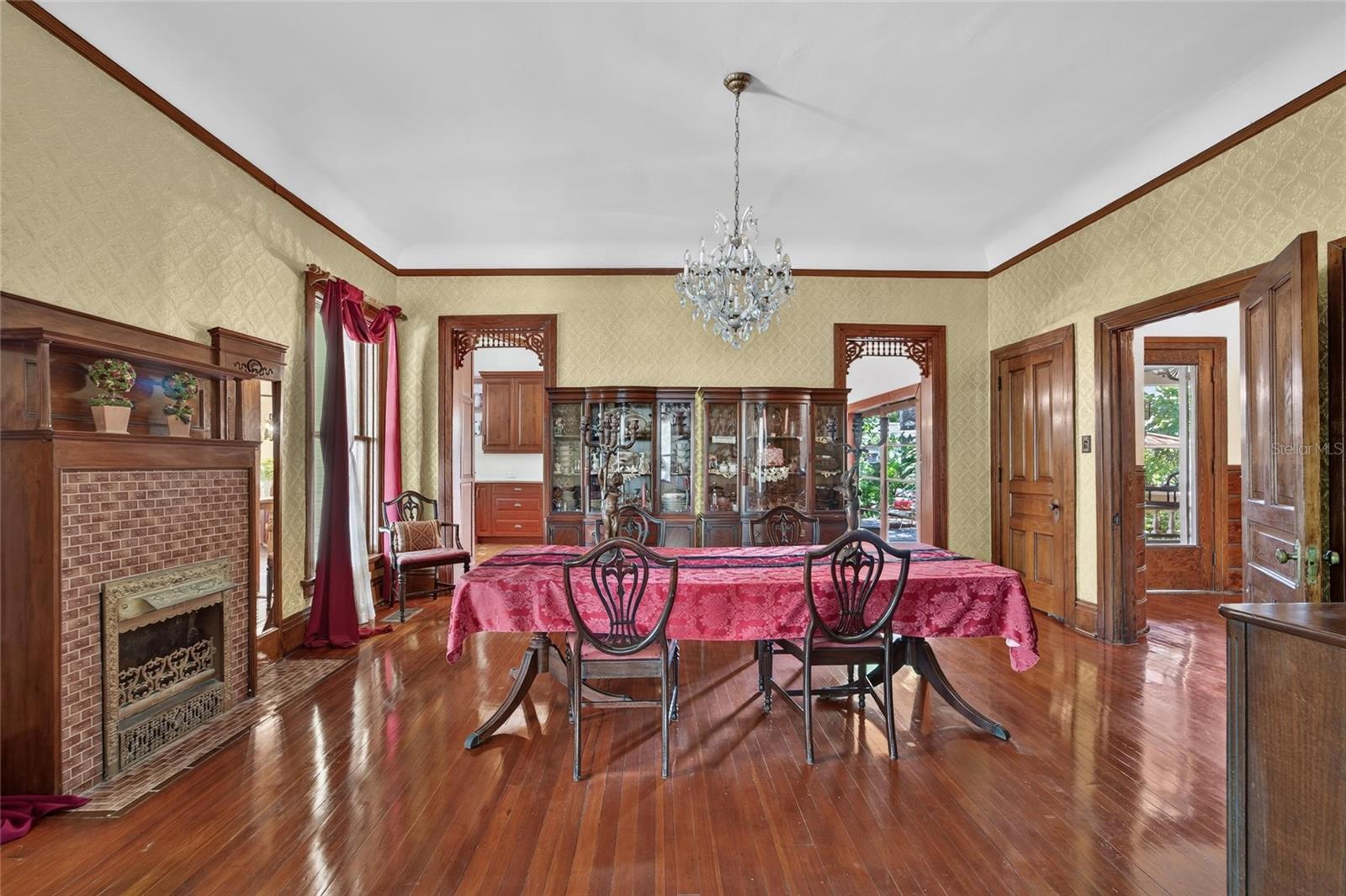 3007 W STOVALL ST — photo 30