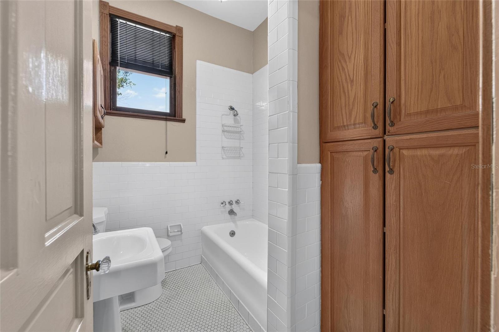 3007 W STOVALL ST — photo 98