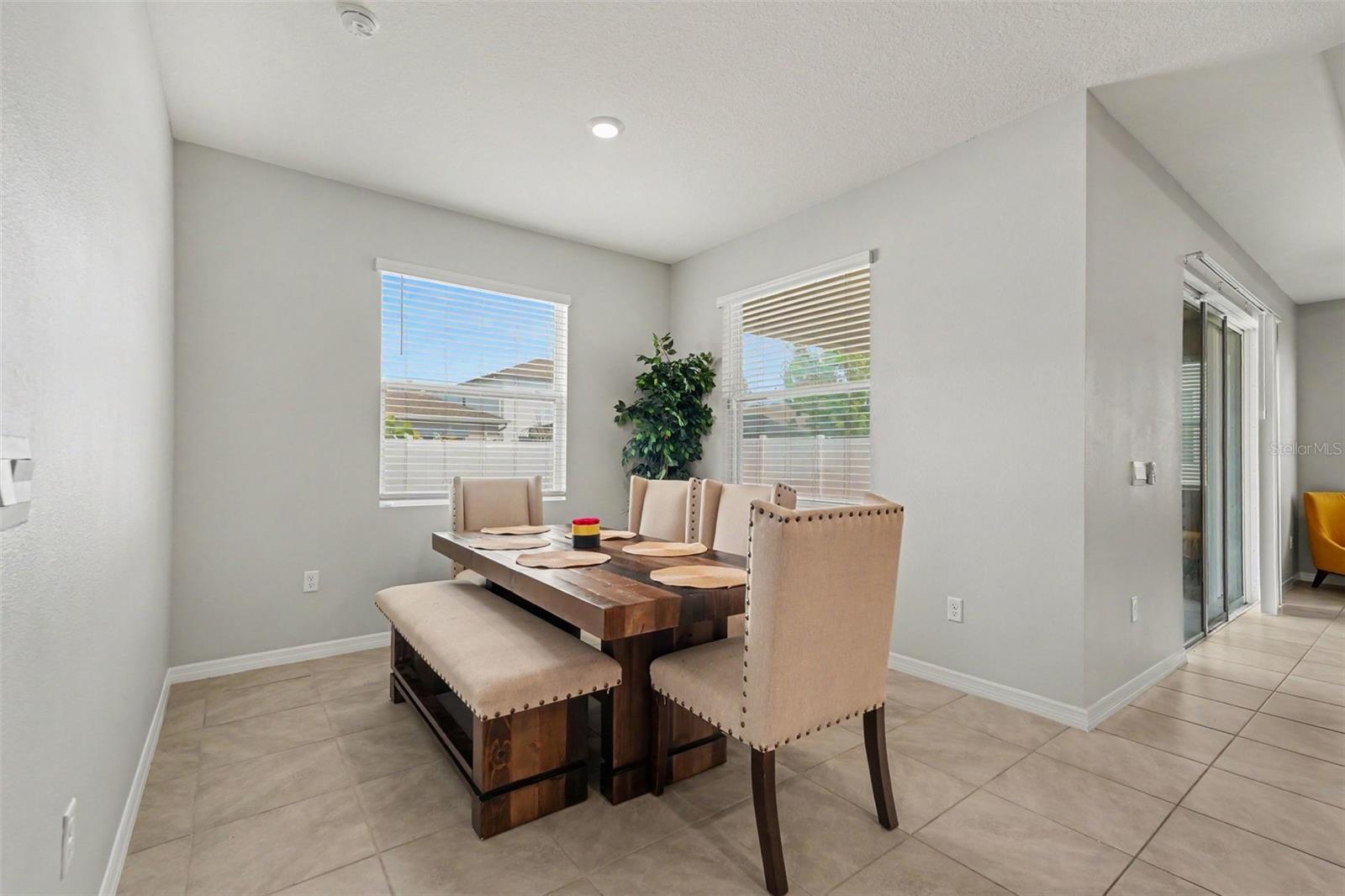528 OCEAN SPRAY DR — photo 6