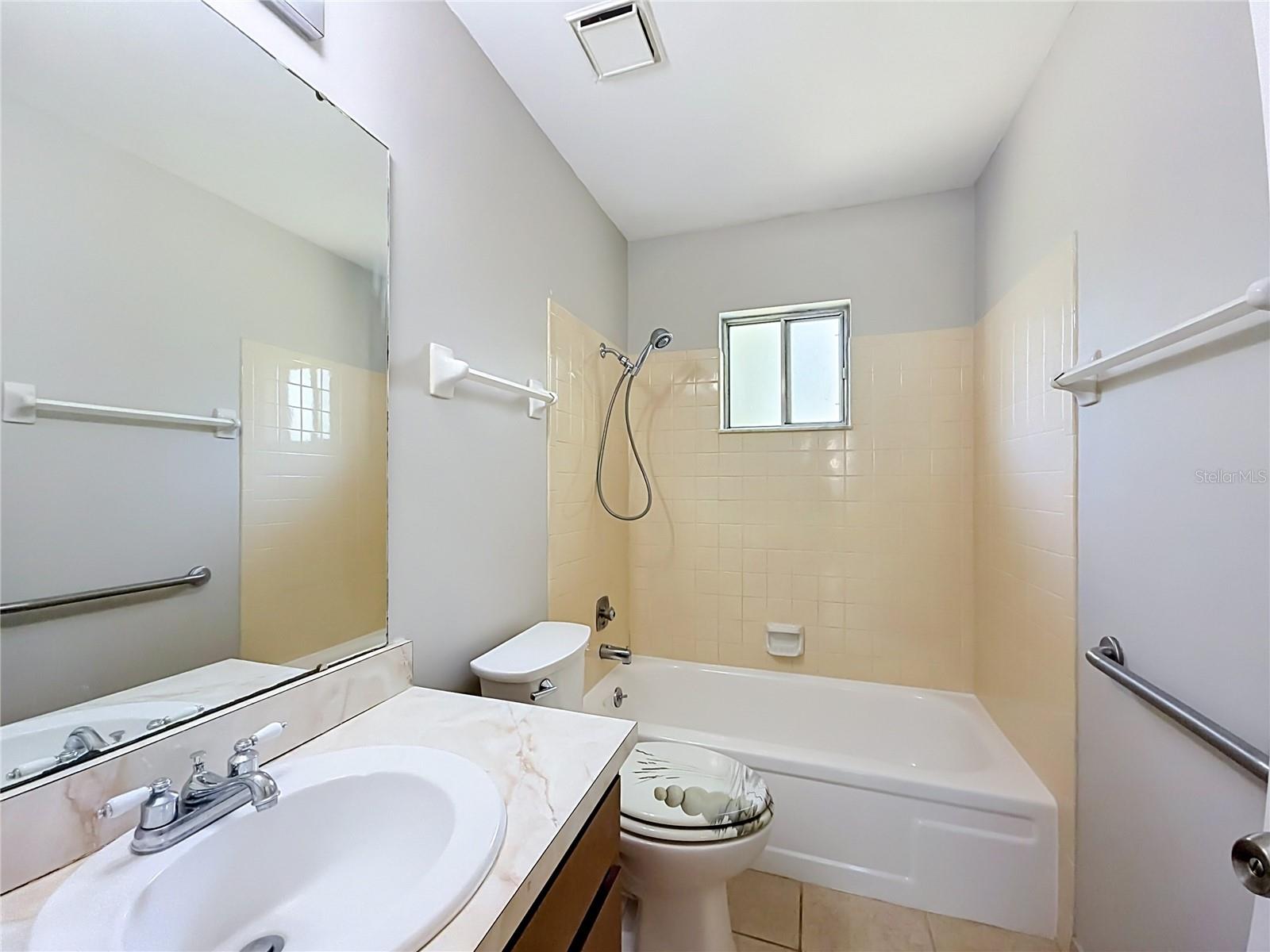 4804 BATCHELOR AVE — photo 12