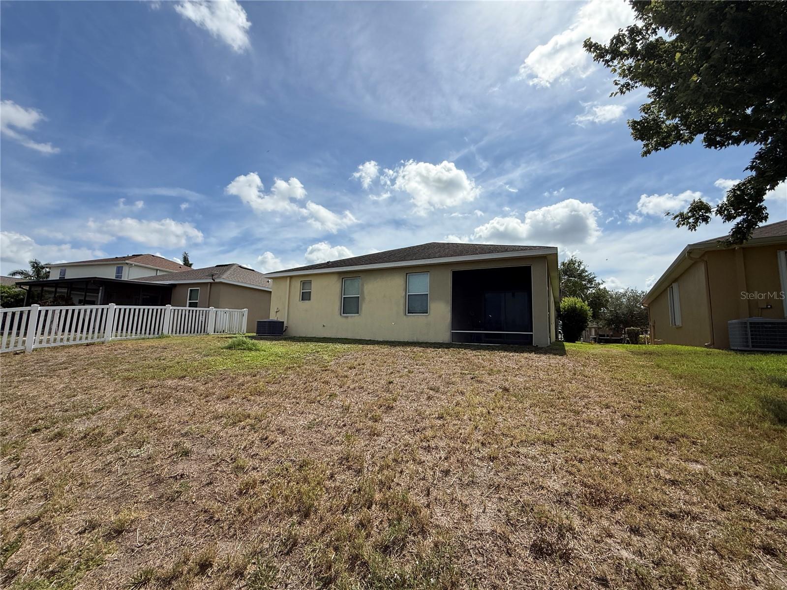 1751 BONITA BLUFF CT — photo 29