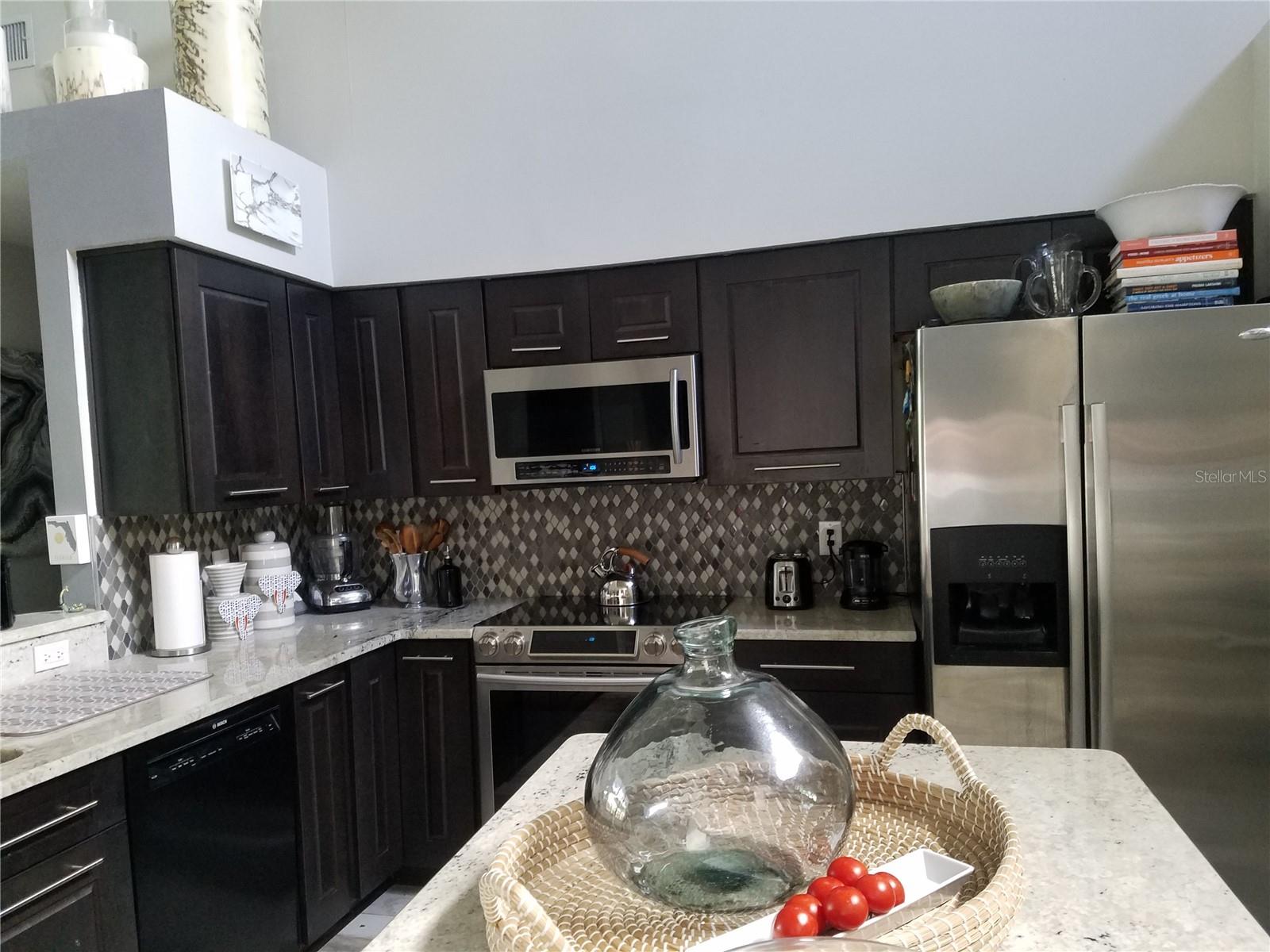 15211 ARBOR HOLLOW DR — photo 4