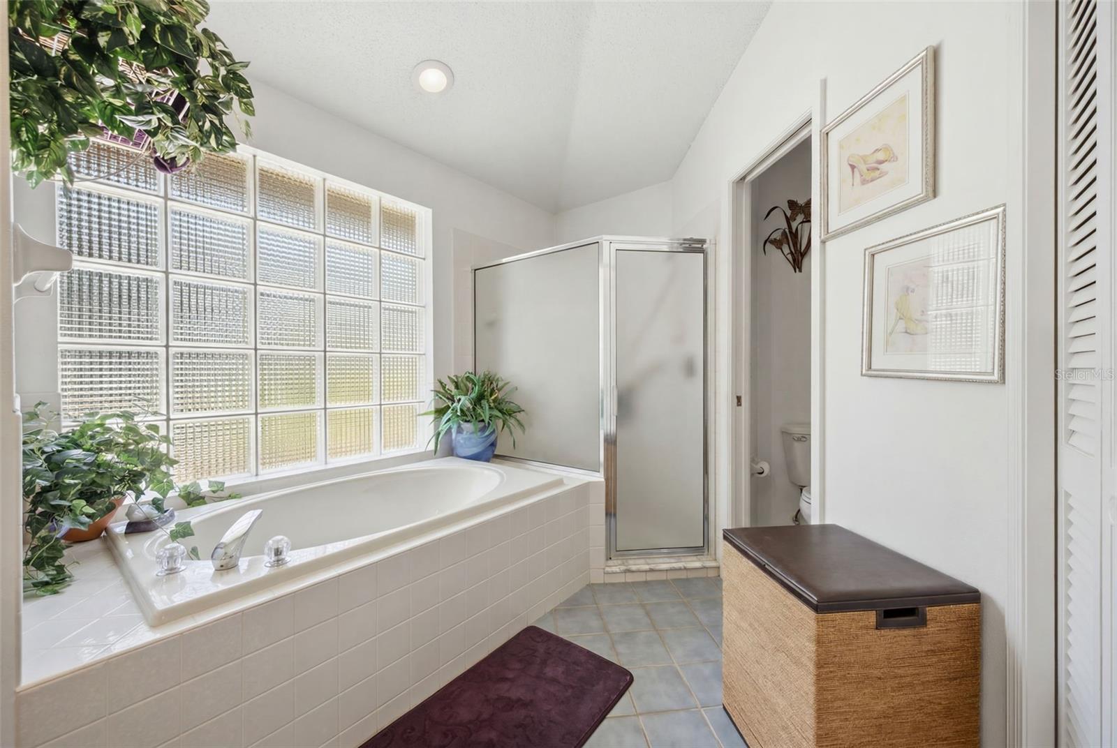 16501 BLENHEIM DR — photo 22