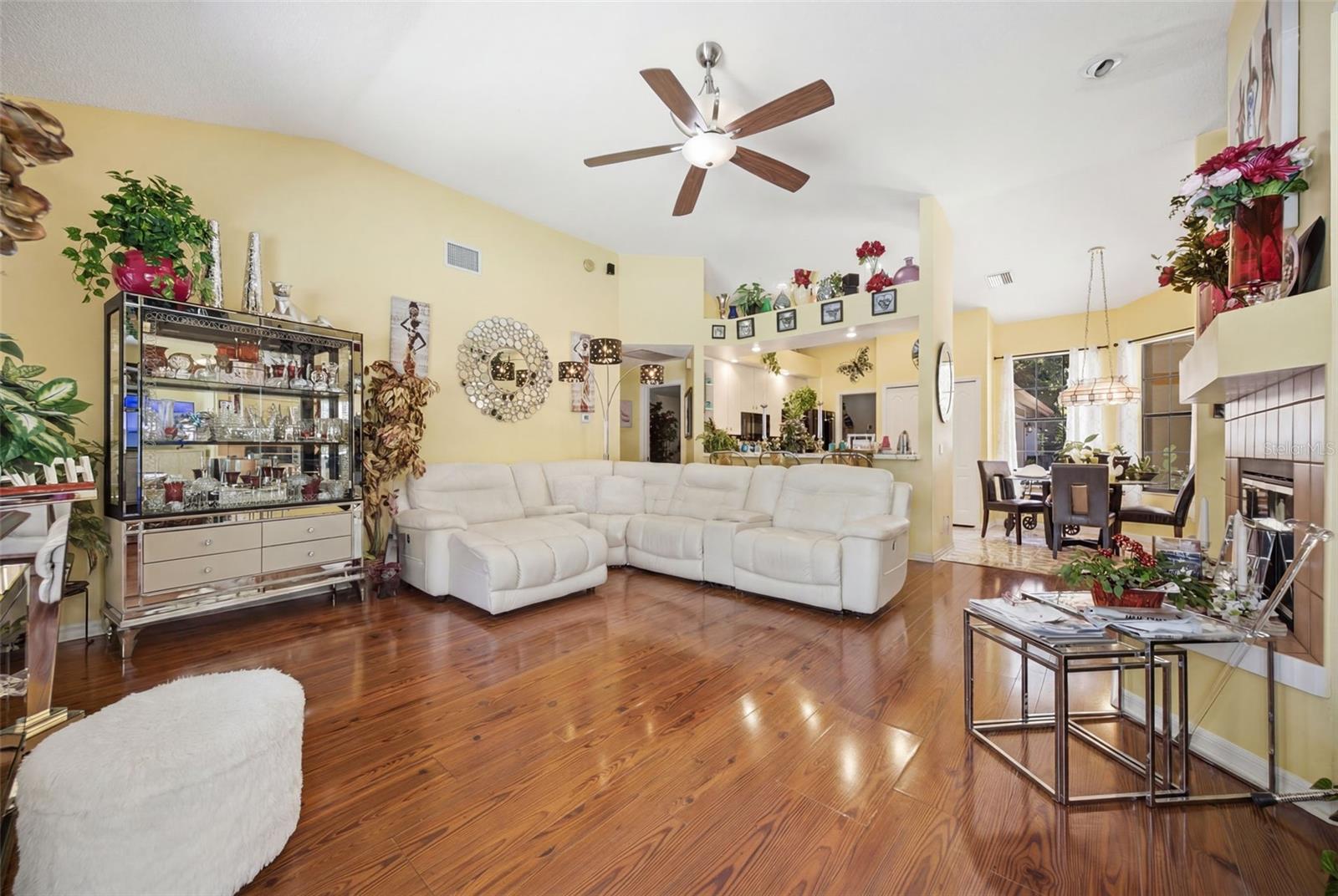 16501 BLENHEIM DR — photo 13