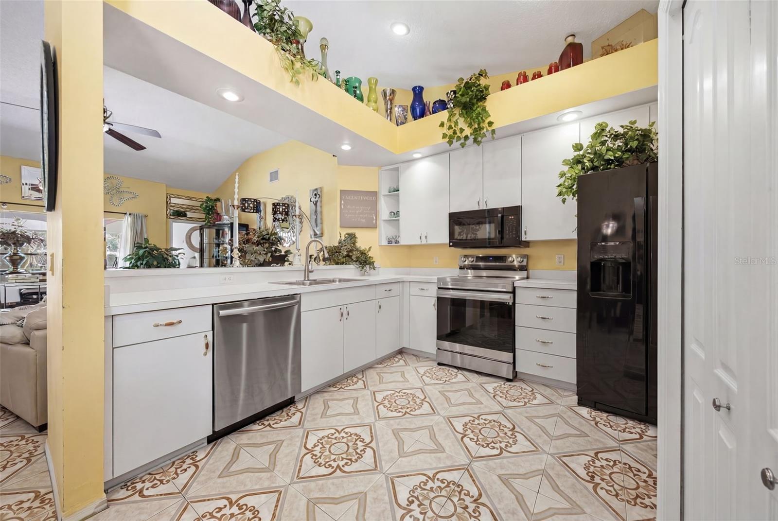 16501 BLENHEIM DR — photo 15