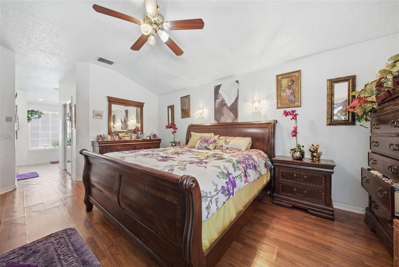 16501 BLENHEIM DR — photo 19