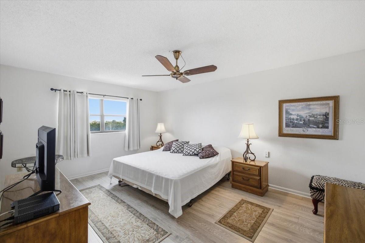 7050 SUNSET DR S #216 — photo 9