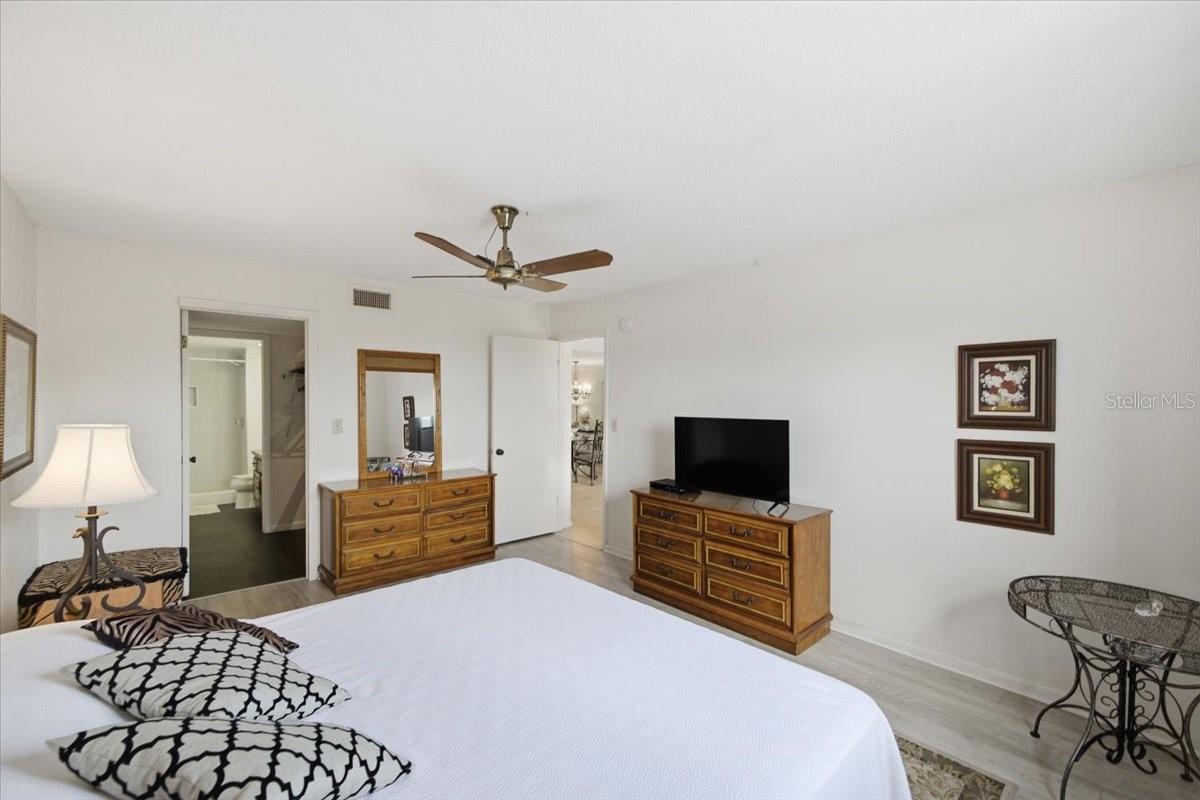 7050 SUNSET DR S #216 — photo 11