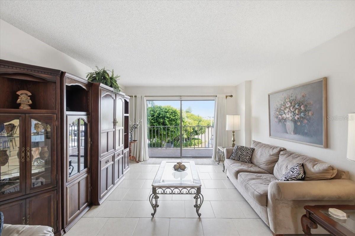 7050 SUNSET DR S #216 — photo 4