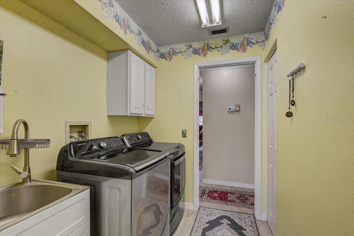 9909 SAINT JOSEPH CT — photo 22