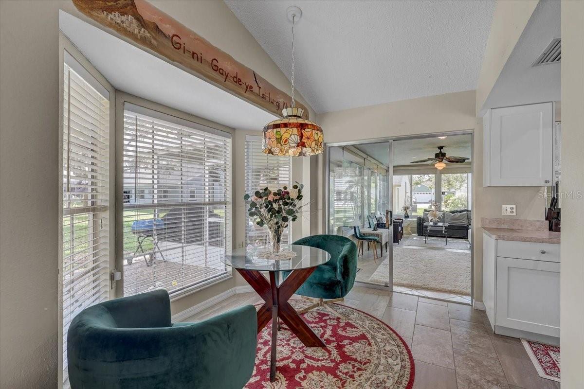 9909 SAINT JOSEPH CT — photo 11