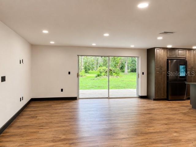 1444 CHESAPEAKE DR — photo 15