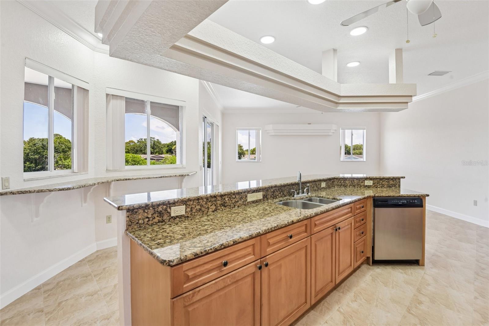 8335 CHEYENNE DR — photo 14