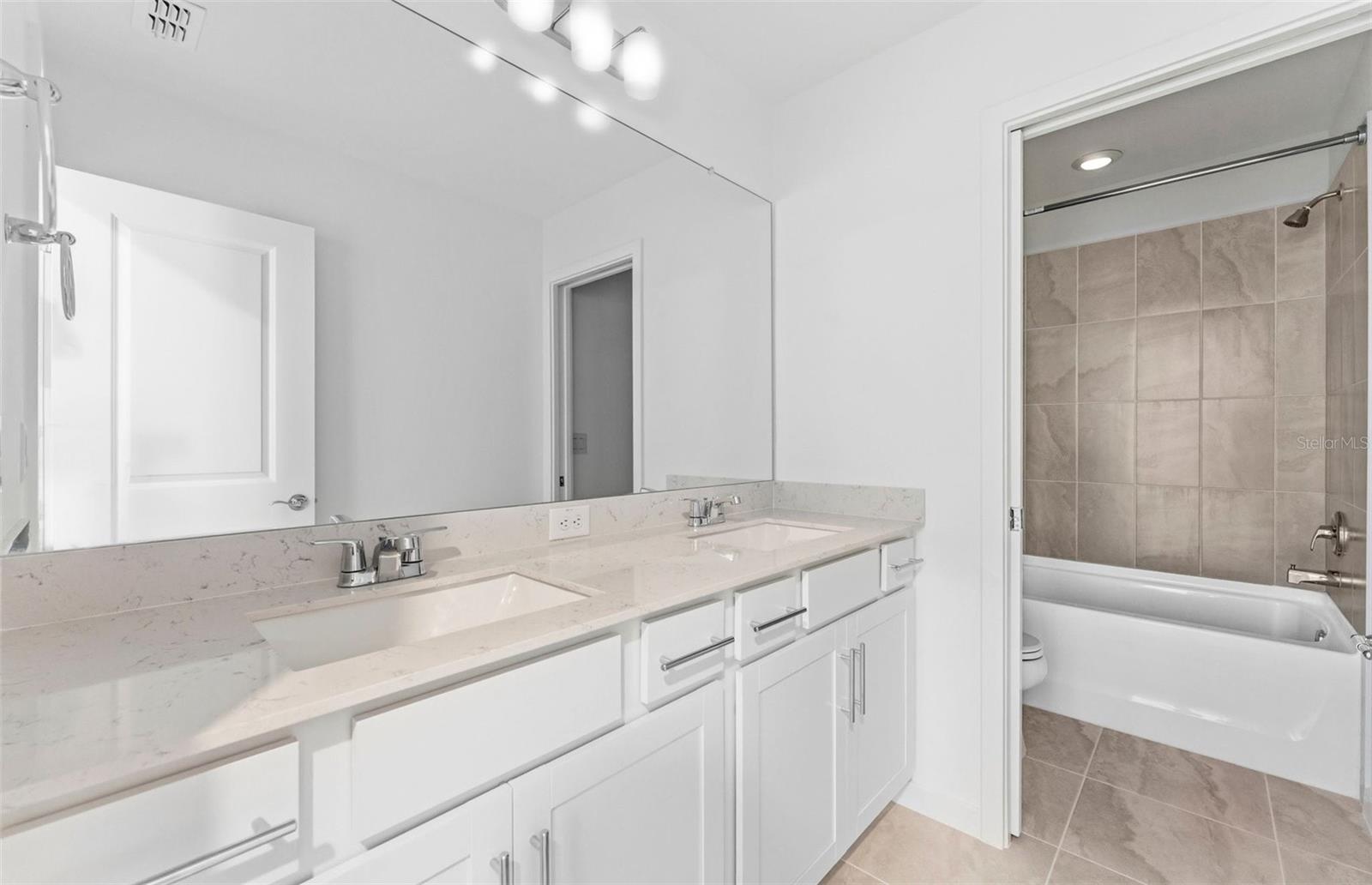 5344 SPRING MAIDEN CIR — photo 17