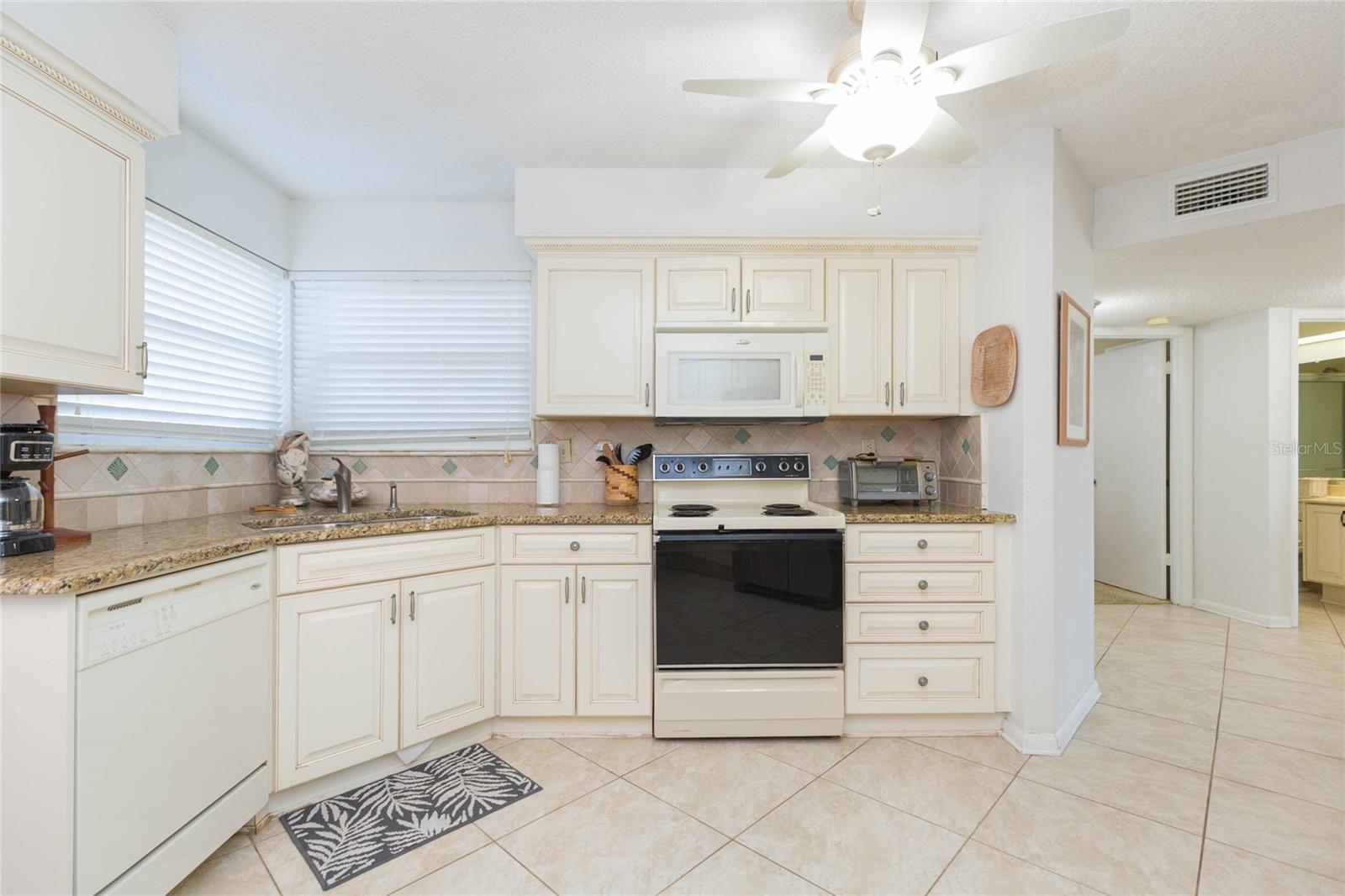 6080 BAHIA DEL MAR CIR #113 — photo 11
